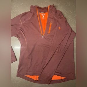 Mountain Hardware Men’s Quarter Zip Pull-over